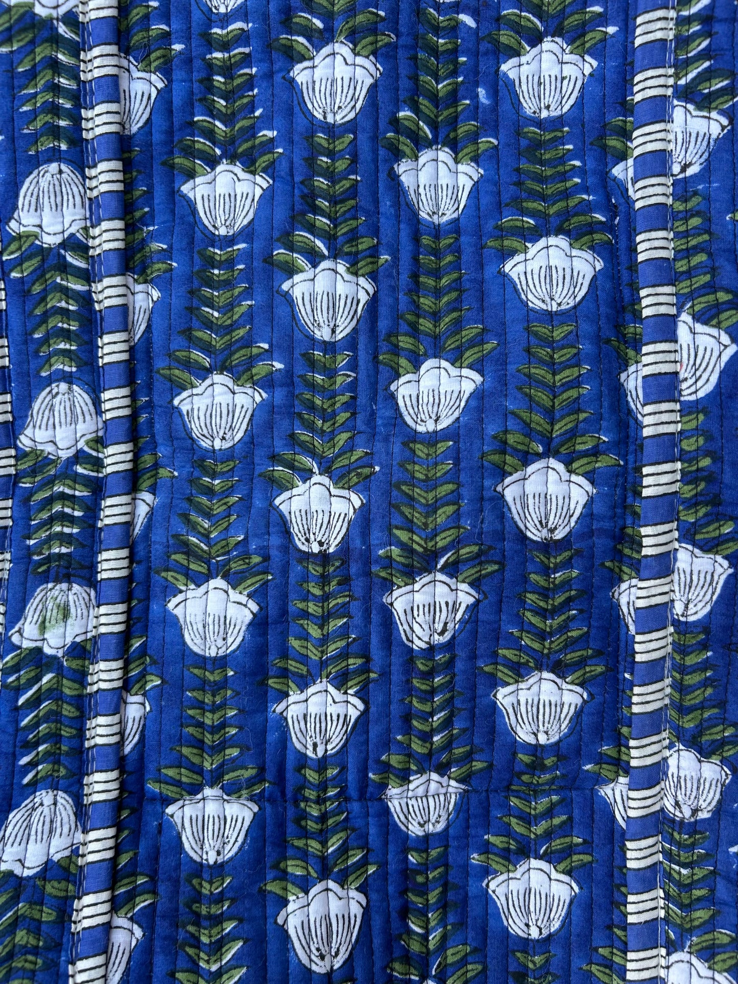 Provence Quilted Tote – Blue & White Floral Shoulder Bag