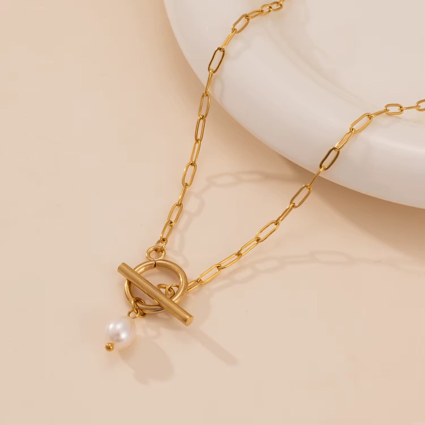 Claire Necklace