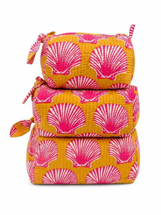 Shell Yeah Cosmetic Bag Set
