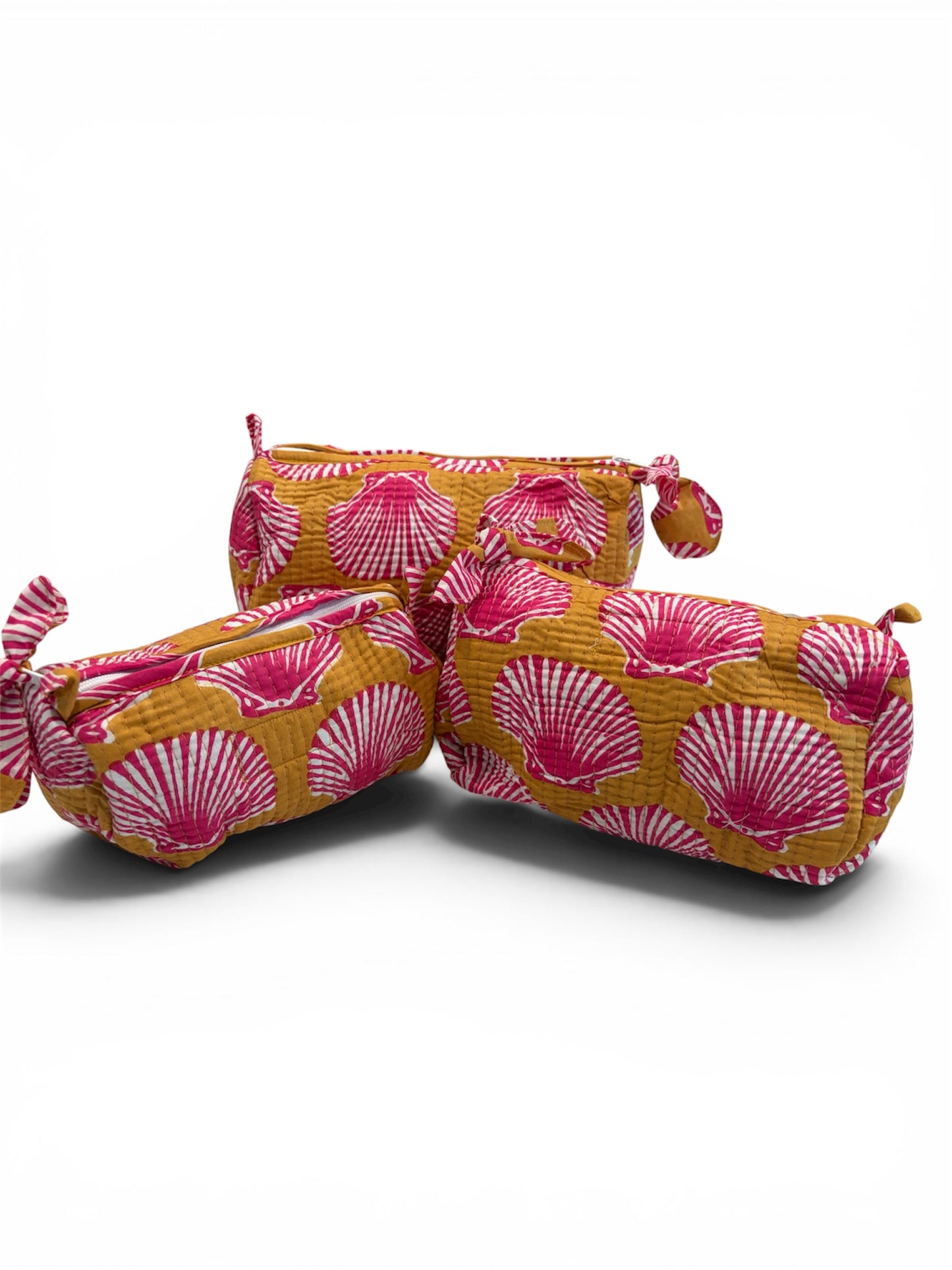 Shell Yeah Cosmetic Bag Set
